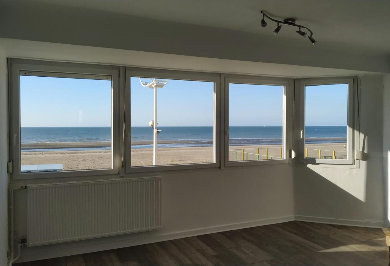 Magnifique Vue Pour Ce T2 Totalement Renove Classe Meuble De Tourisme 3 Etoiles Apartment Dunkirk